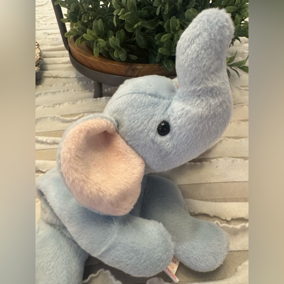 Retired Rare Vintage 1995 Peanut Elephant Beanie Baby Style 4062 DOB 1 - 25 - 95 - Picture 6 of 9
